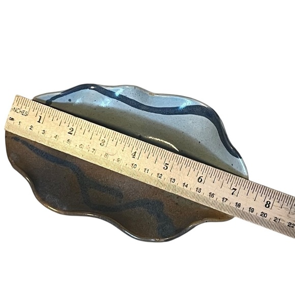 Palm's Up Blue Pottery Dish Trinket or Soap Dish Studio Pottery - Picture 6 of 8